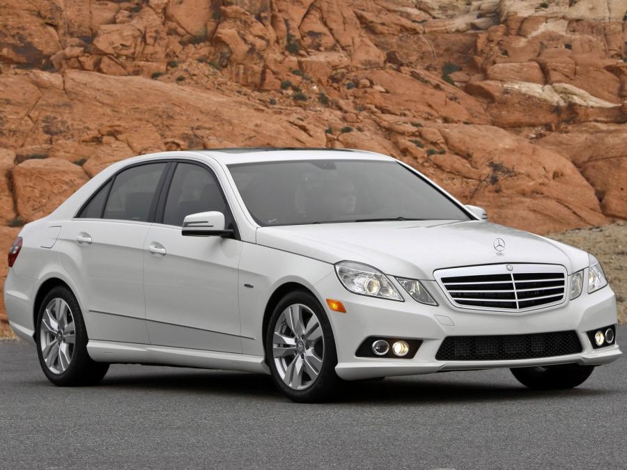  Mercedes-Benz E350 BlueTEC 2009 года  (US) (фото 5 из 6)